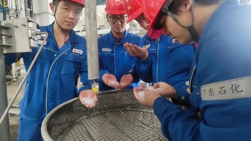 分散剂如何让颜料颗粒“服服帖帖